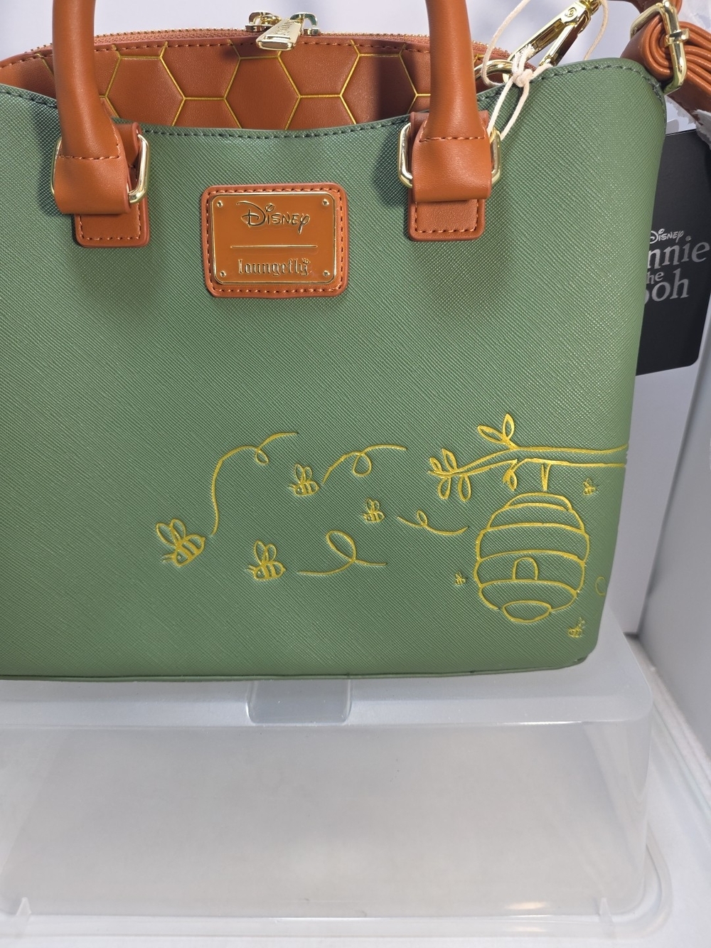 Loungefly Disney Winnie the Pooh Minimalist Purse NWT - Picture 4 of 8